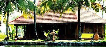กันทัย ลิป Hotel Alappuzha ภายนอก รูปภาพ